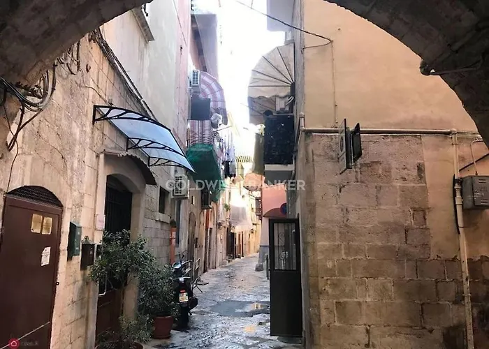 Al Vecchio Arco A Bari Vecchia